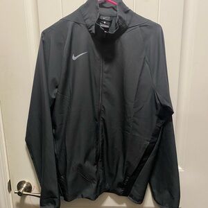 Nike Men's Dark Gray Windbreaker